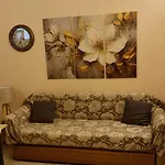 Ennie\'S Place